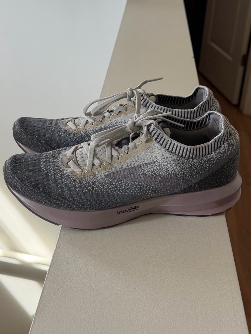 “BROOKS”(DNA,AMP levitate 2)shoes for women.Size-9,color-gray/purple.💜 - Picture 12 of 12